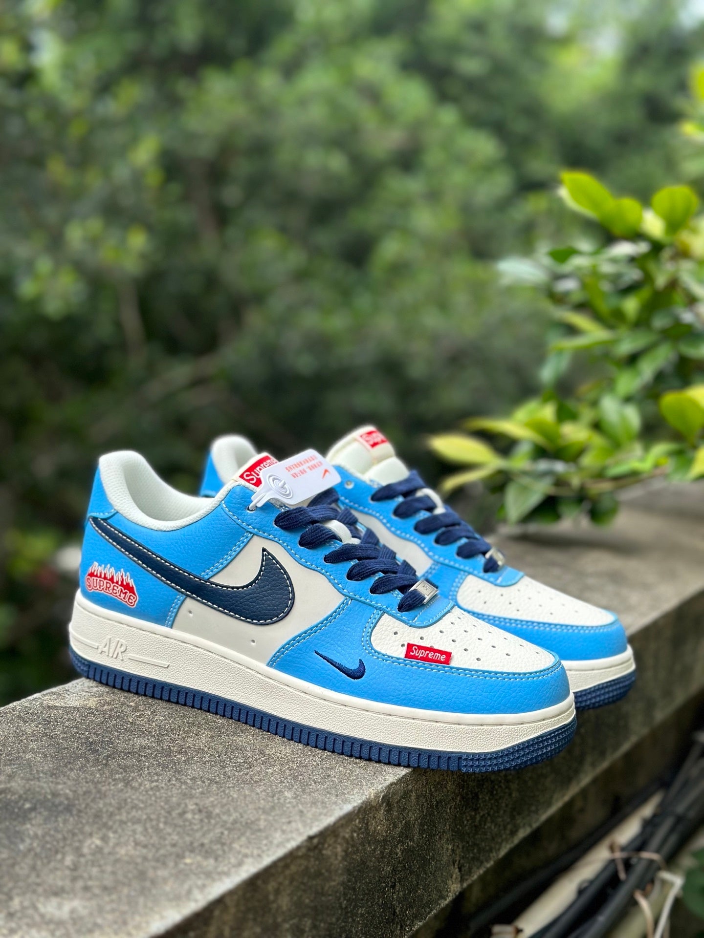 Nike Air Force 1 Low x Supreme