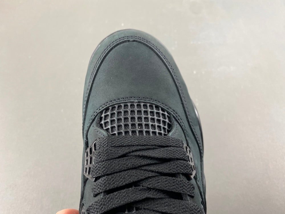 Jordan Retro 4 "Black Cat"