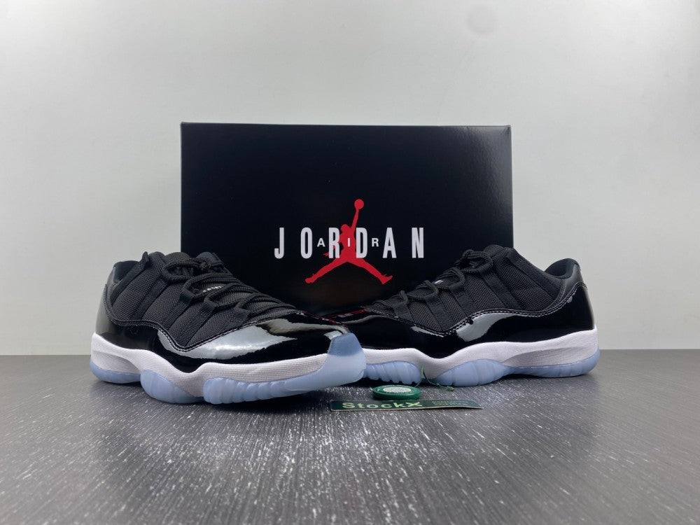 Air Jordan 11 Low