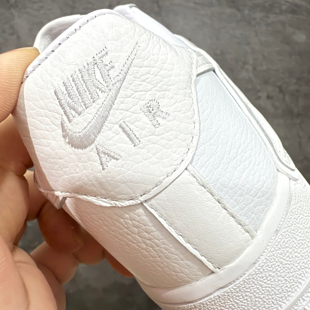 Nike Air Force 1 Low