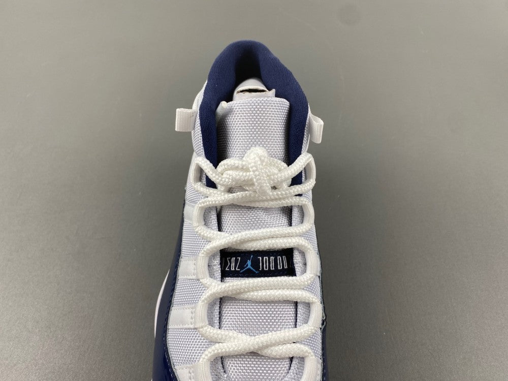 Air Jordan Retro 11 "Midnight Navy"