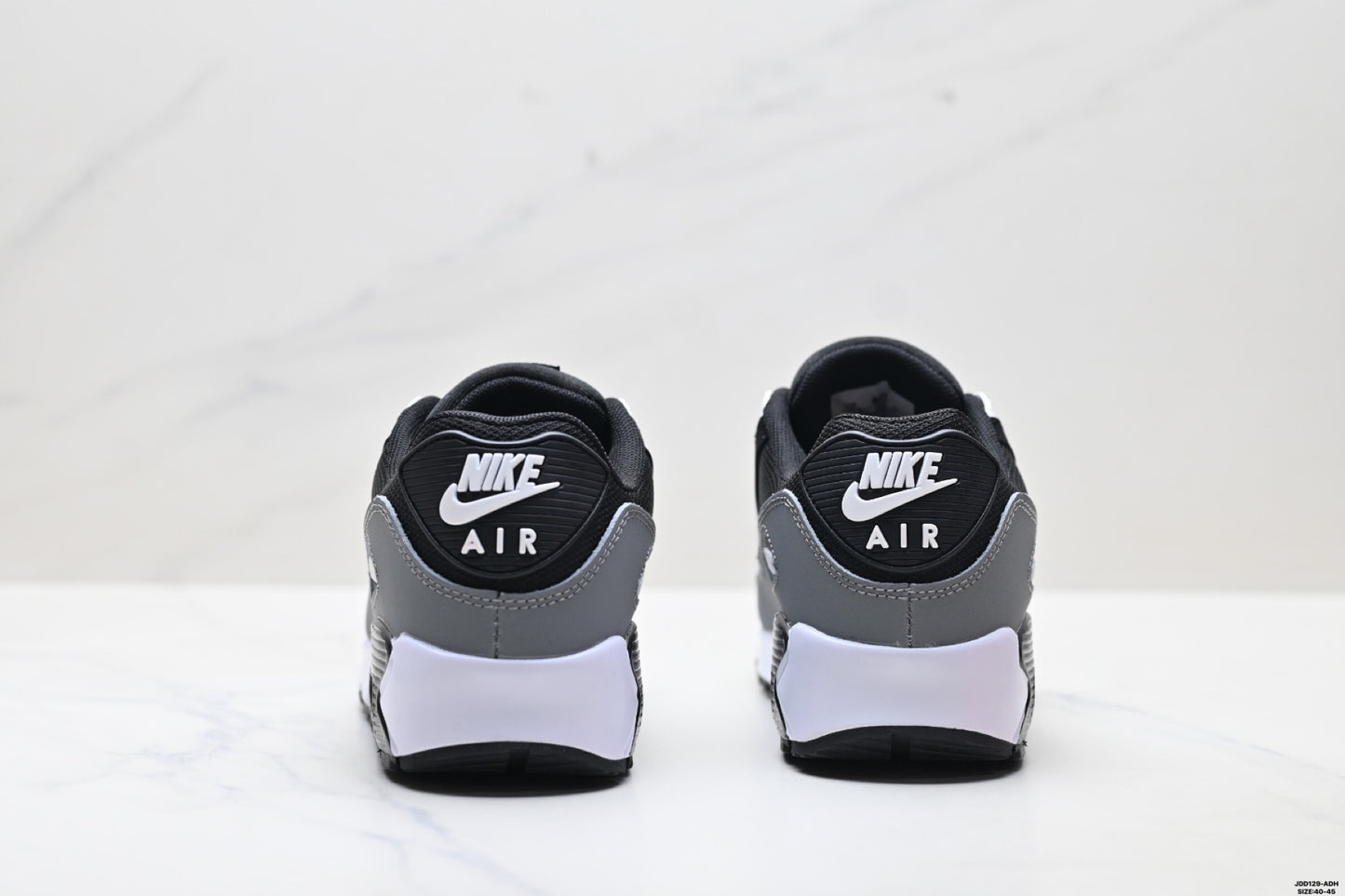 Nike Air Max 90