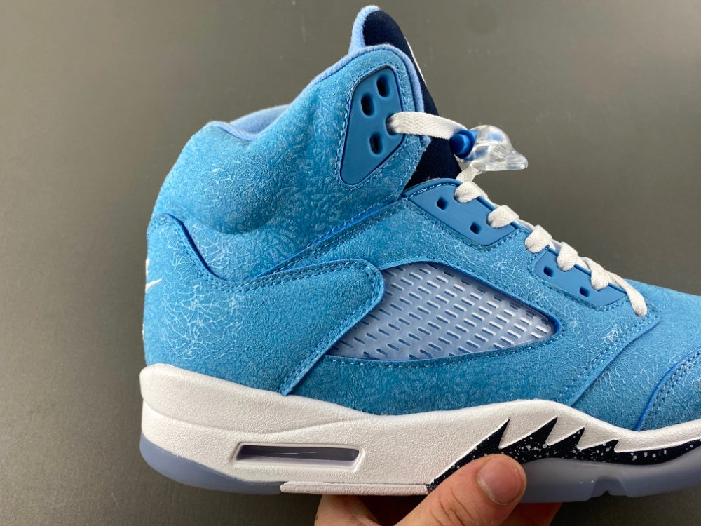 Air Jordan Retro 5 "North Carolina"
