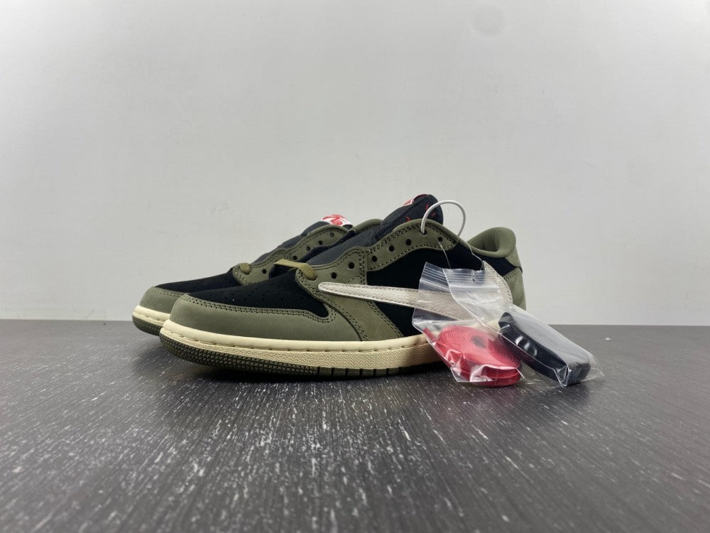 Travis Scott x Air Jordan 1 Low