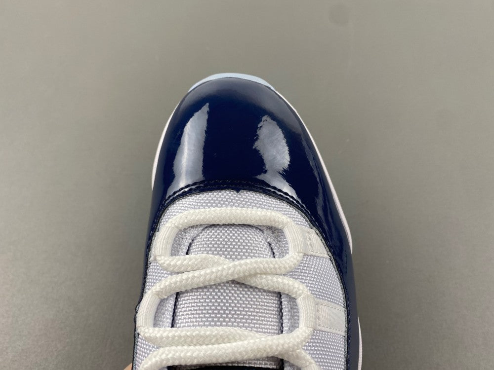 Air Jordan Retro 11 "Midnight Navy"