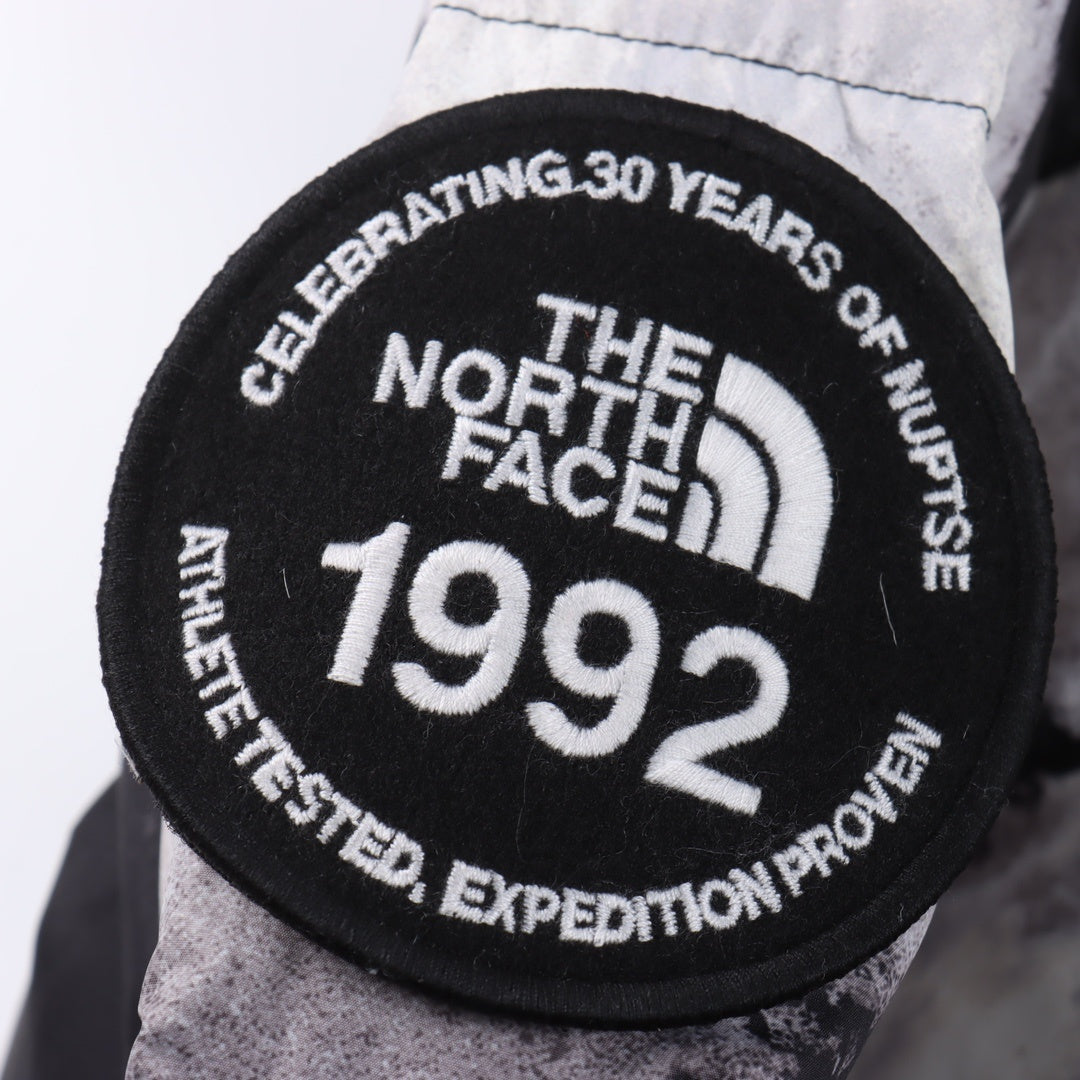 Chaqueta TNF 1996 Diseño