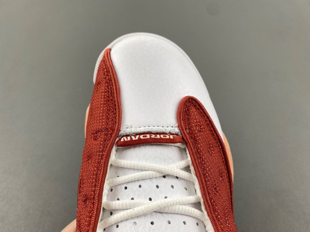 Air Jordan 13 Retro "Dune Red"