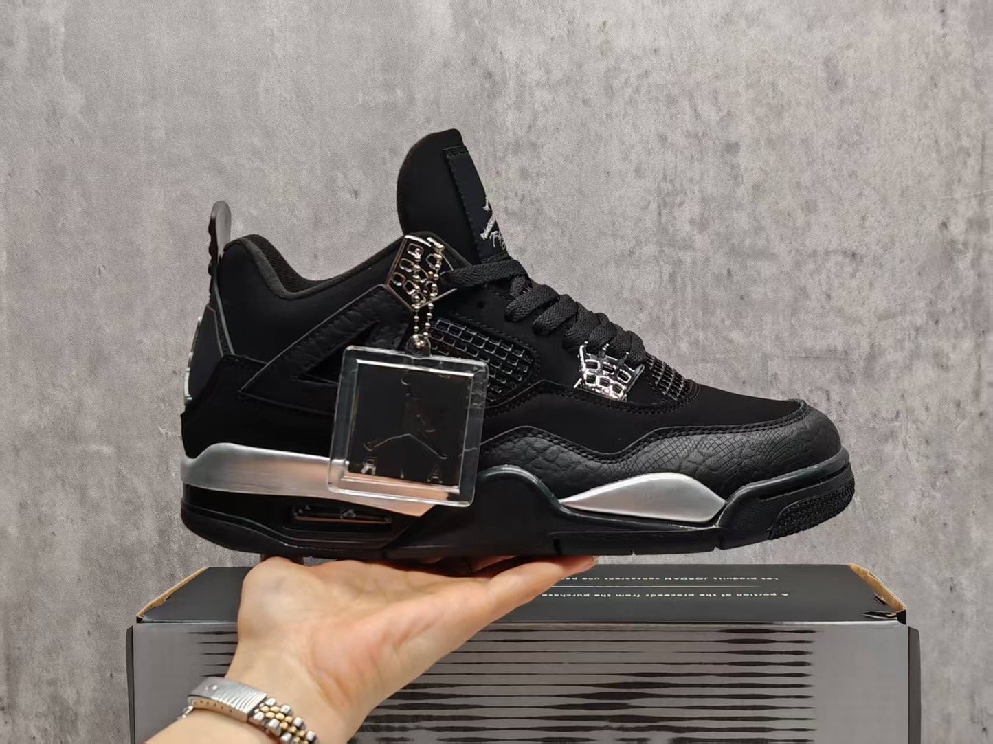 Nike Air Jordan Retro 4