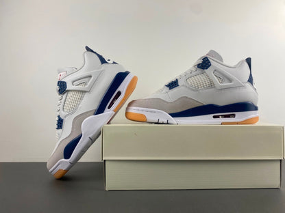 Nike SB x Jordan Retro 4 "Navy"