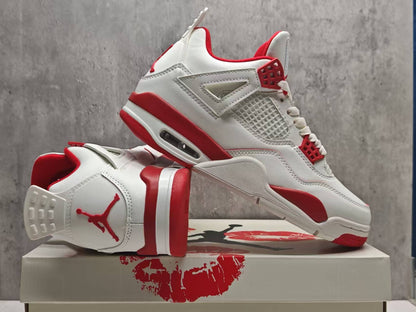 Jordan Retro 4 "Kiss"