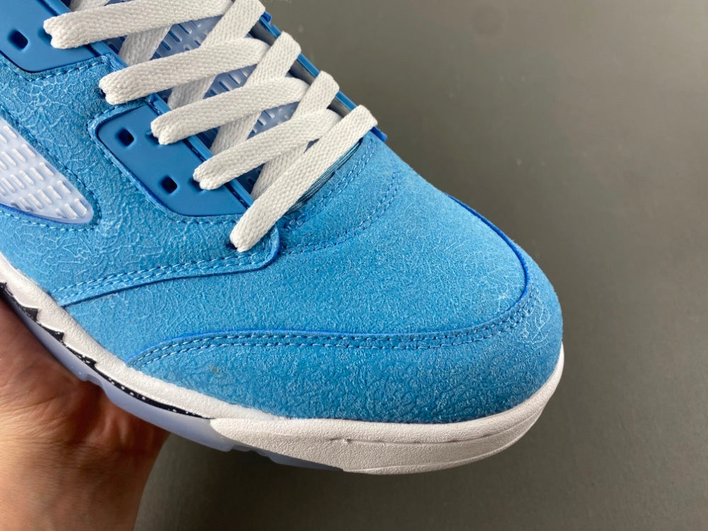 Air Jordan Retro 5 "North Carolina"