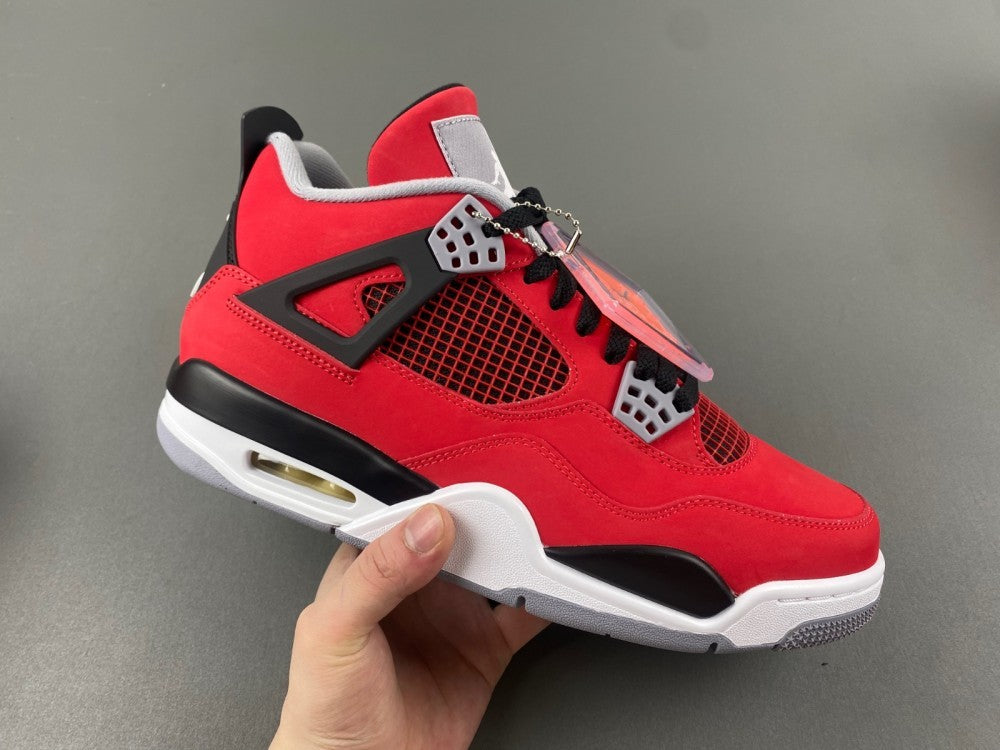 Jordan Retro 4 "Toro Bravo"