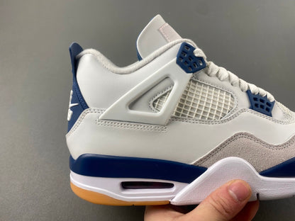 Nike SB x Jordan Retro 4 "Navy"