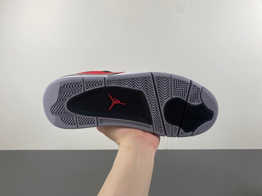 Jordan Retro 4 "Toro Bravo"