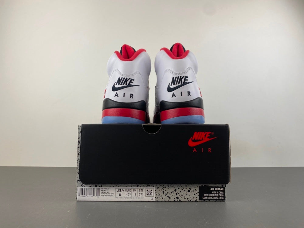 Air Jordan Retro 5 "Fire Red Black Tongue"