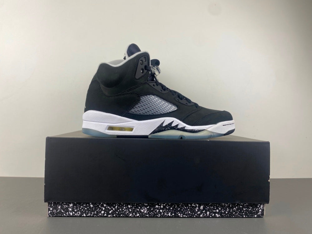 Air Jordan Retro 5 "Oreo"