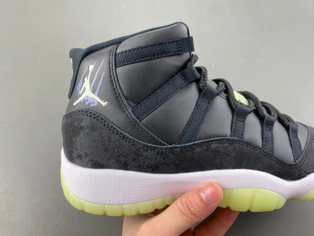 Air Jordan Retro 11 "Grand Finale"