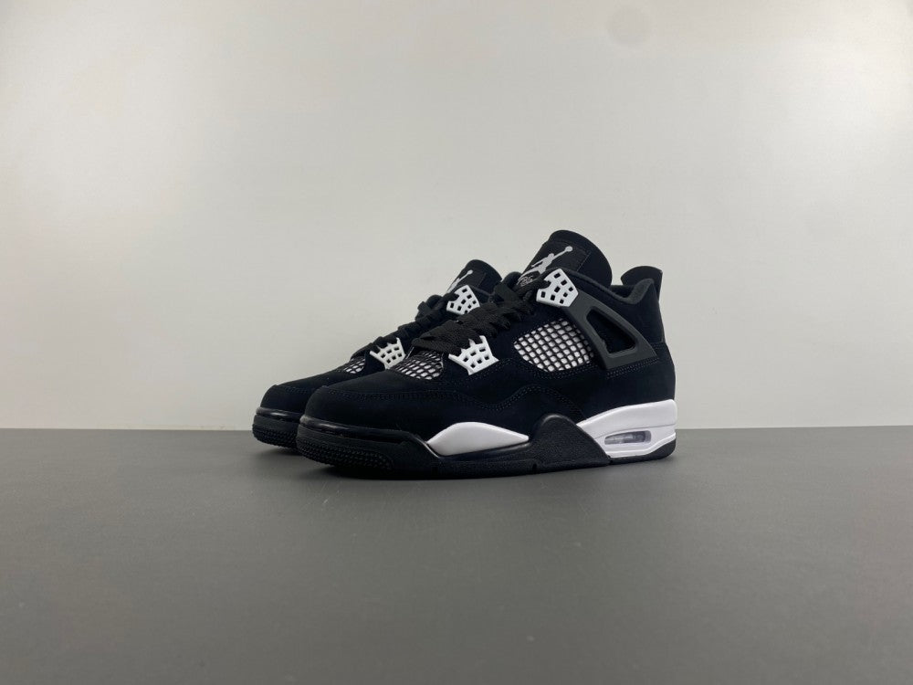 Jordan Retro 4 "White Thunder"