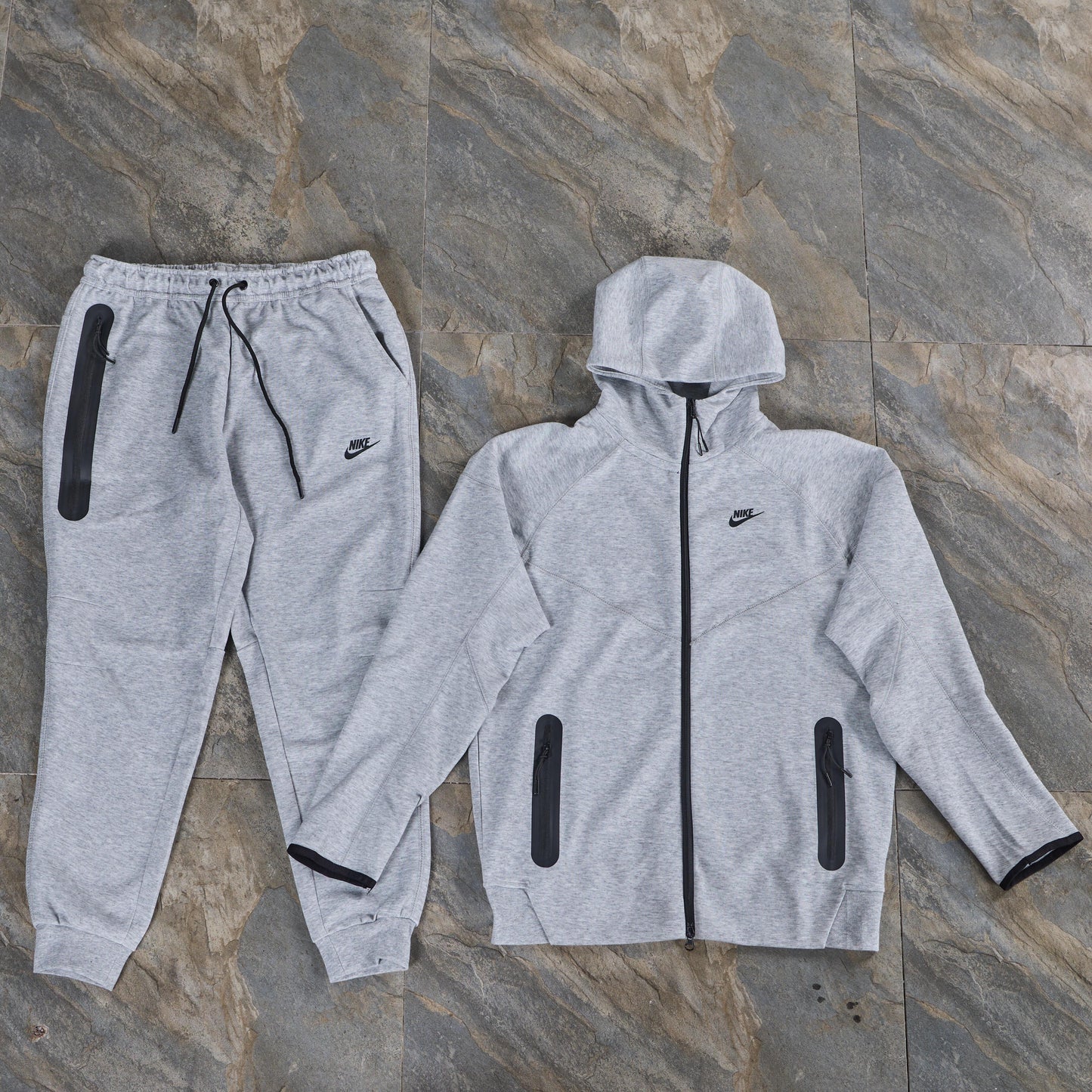 Conjunto Nike Tech - Colores