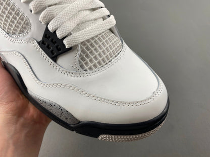Jordan Retro 4 "White Cement"