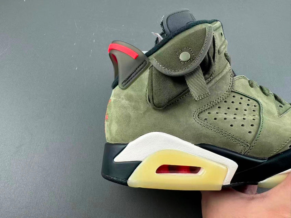 Air Jordan Retro 6 x Travis Scott