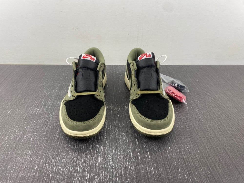 Travis Scott x Air Jordan 1 Low