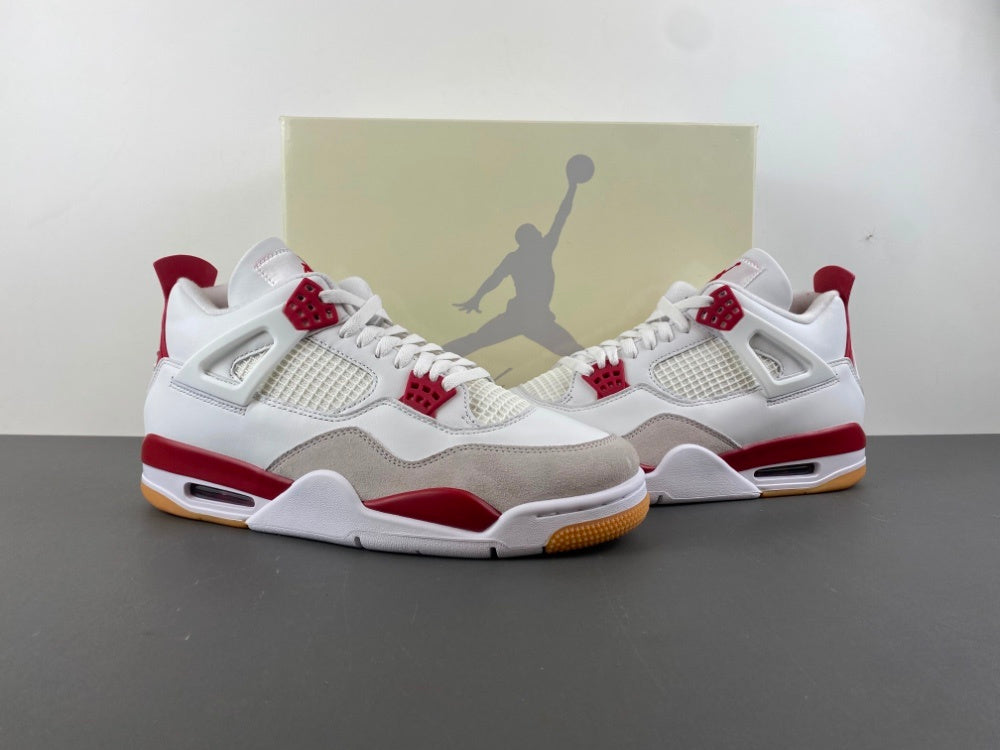 Jordan Retro 4 SB "Varsity Red"