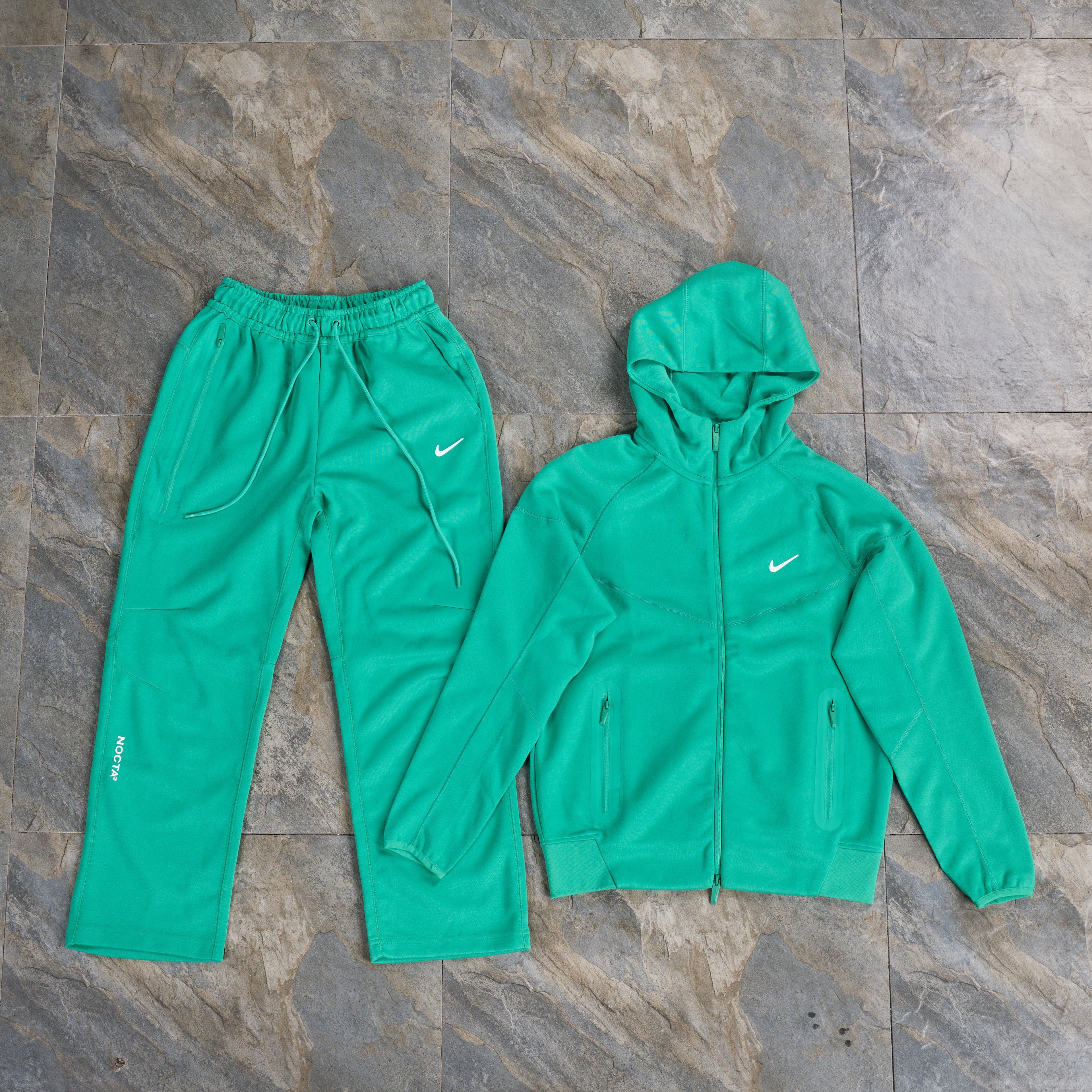 Conjunto Nike x Nocta - Colores