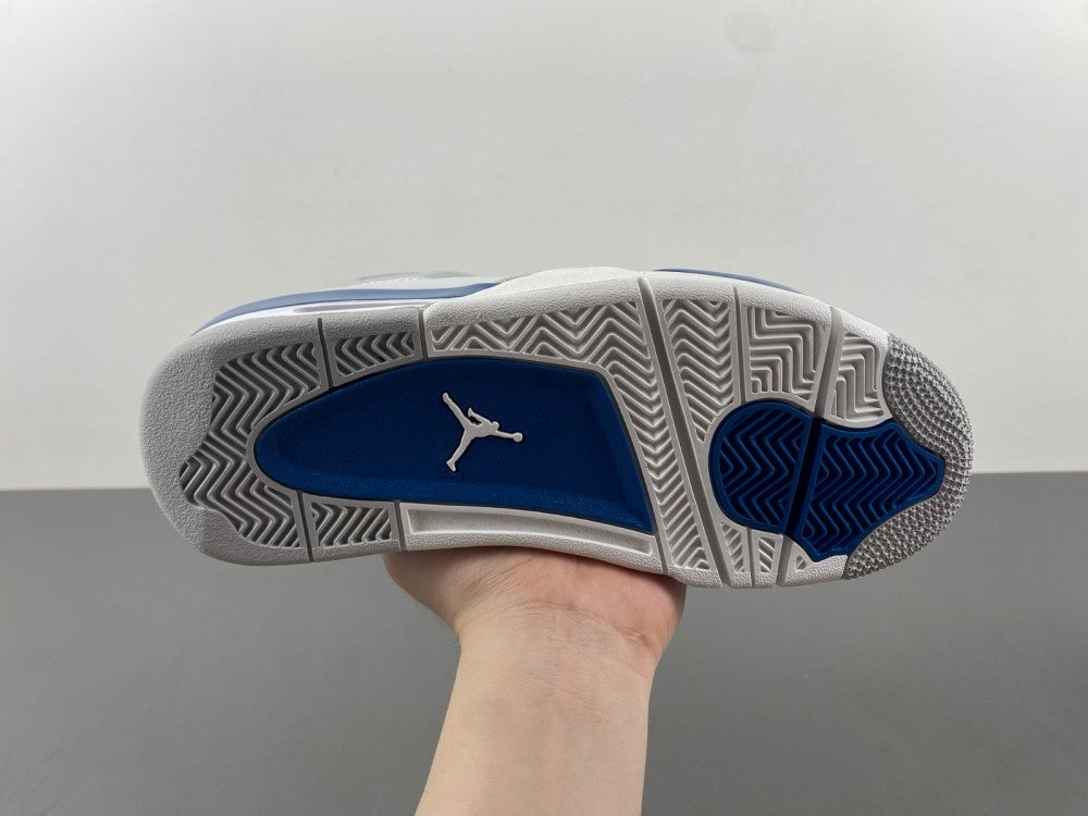 Jordan Retro 4 "Military Blue"