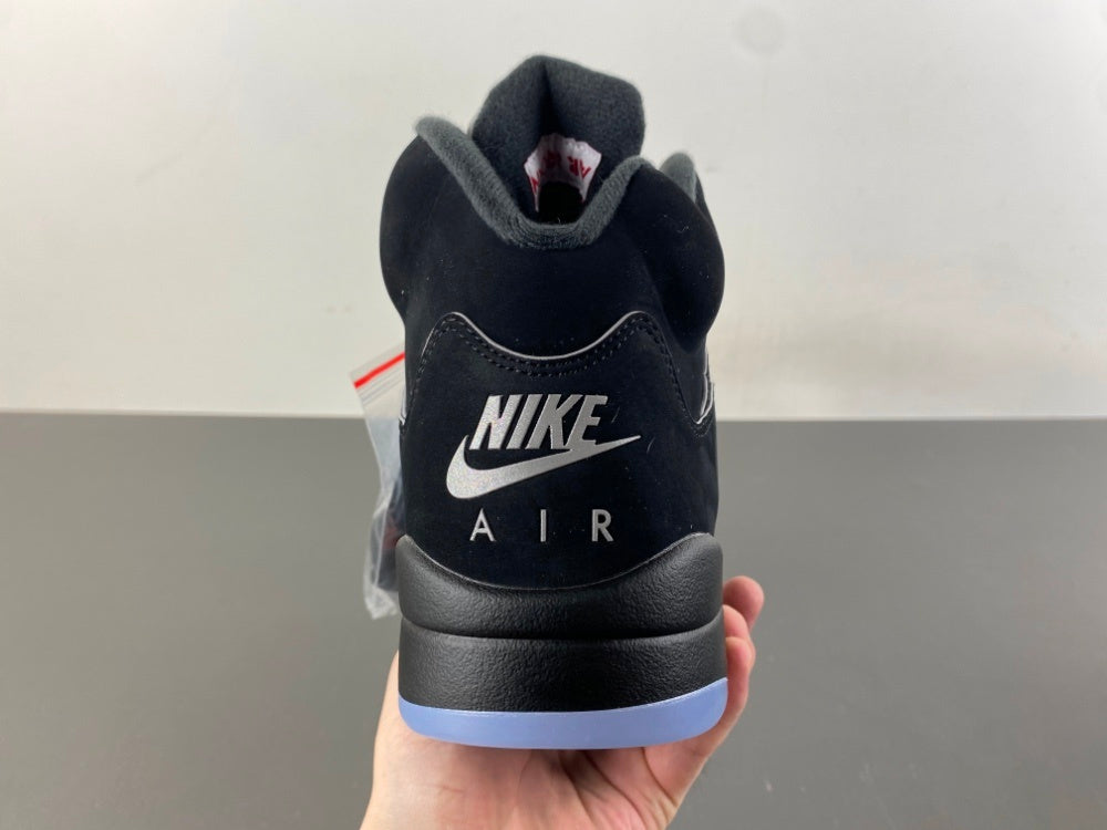 Air Jordan Retro 5 "Black Metallic"