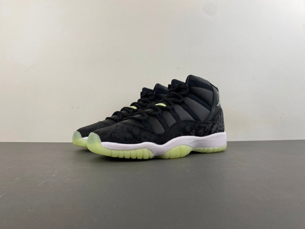 Air Jordan Retro 11 "Grand Finale"