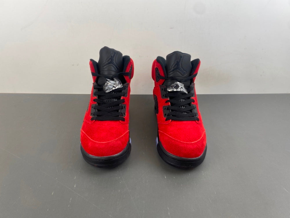 Air Jordan Retro 5