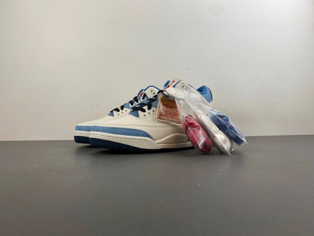 Air Jordan Retro 3 x Levi's