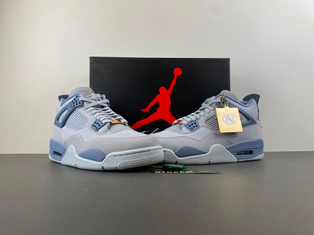 Jordan Retro 4 "North Carolina"