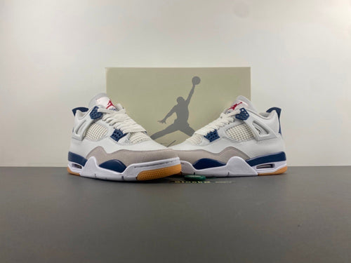 Nike SB x Jordan Retro 4 "Navy"