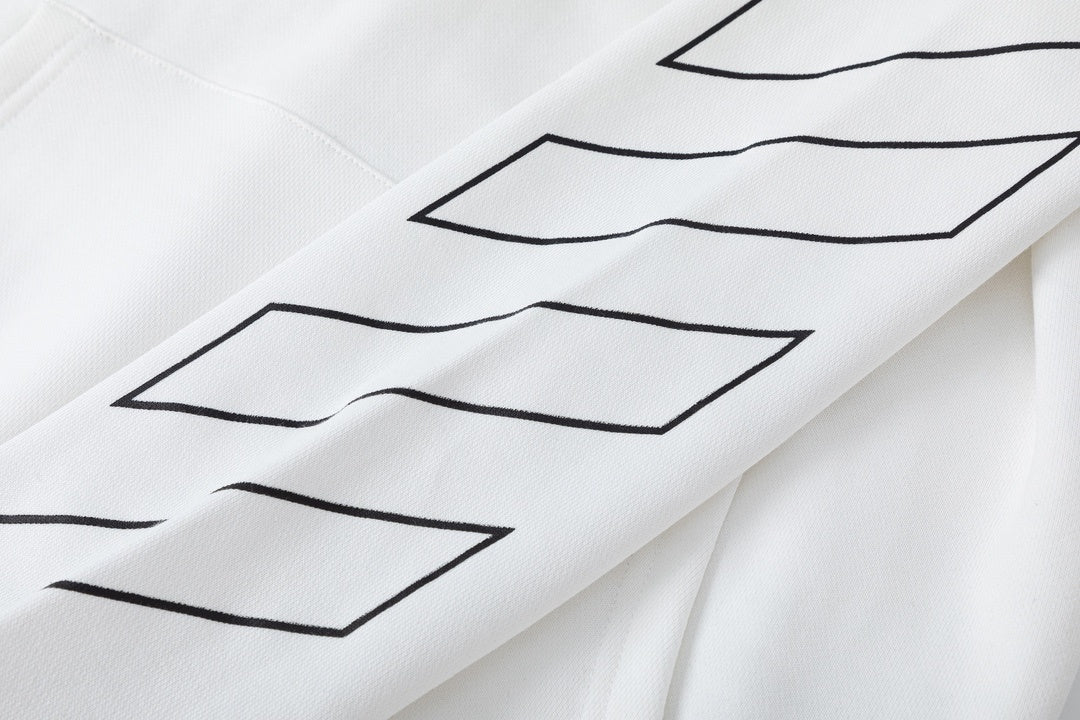 Poleron Off-White - Negro / Blanco