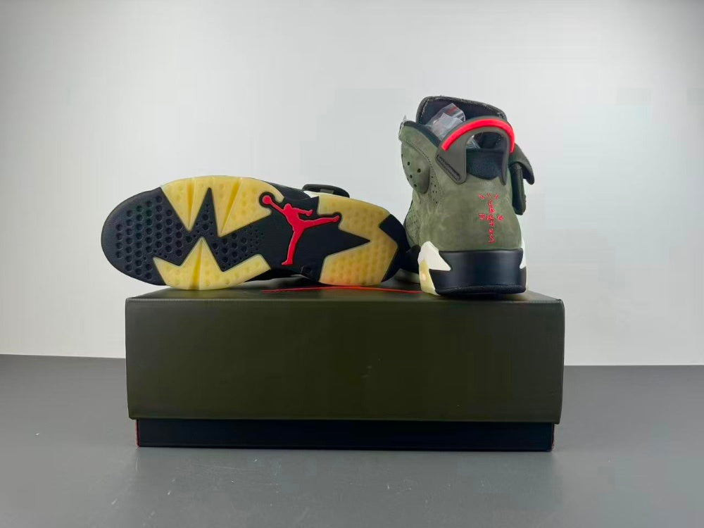 Air Jordan Retro 6 x Travis Scott