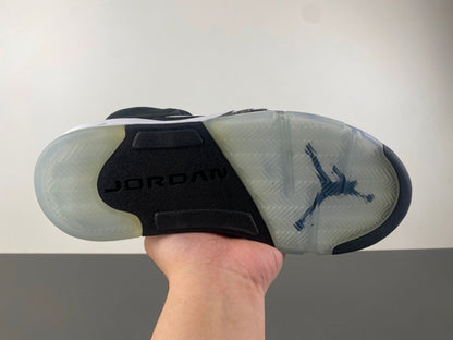 Air Jordan Retro 5 "Oreo"