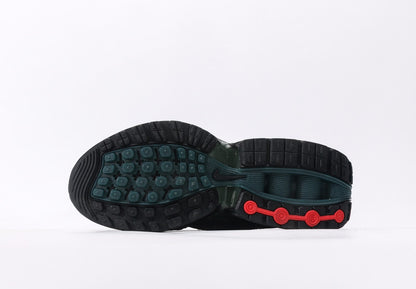 Nike Air Max DN x Supreme