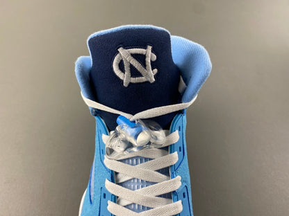 Air Jordan Retro 5 "North Carolina"