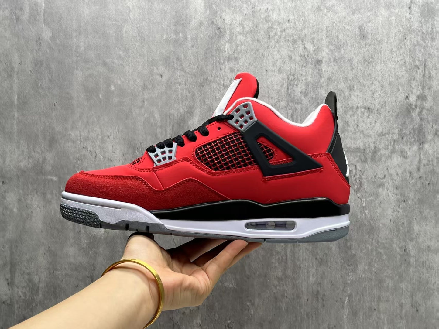 Jordan Retro 4 "Bred"