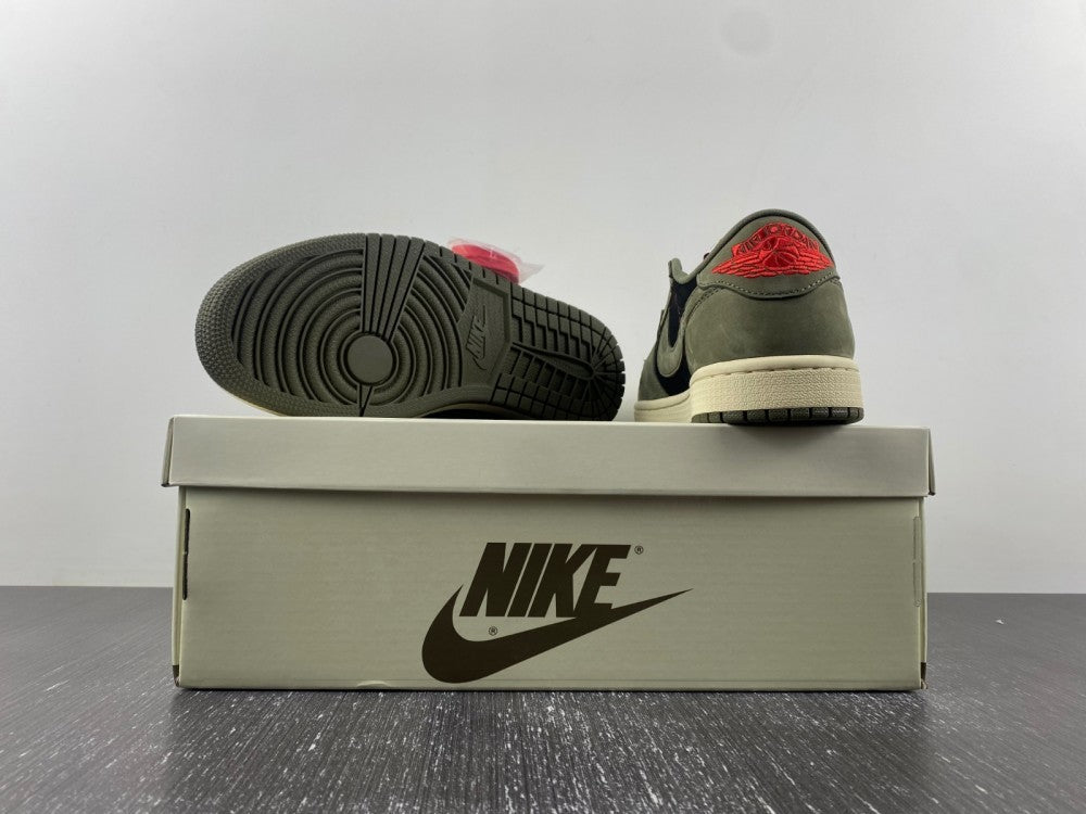 Travis Scott x Air Jordan 1 Low