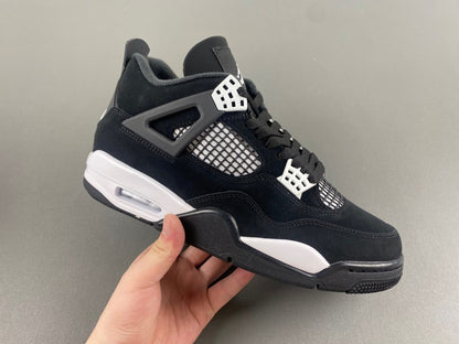 Jordan Retro 4 "White Thunder"