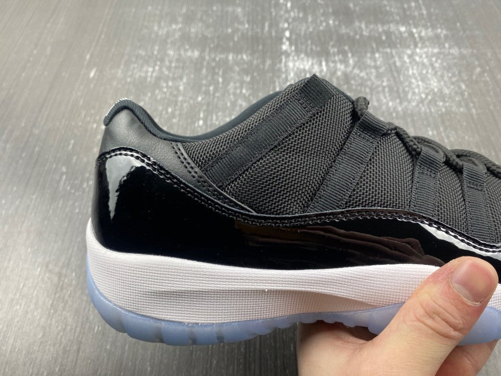 Air Jordan 11 Low
