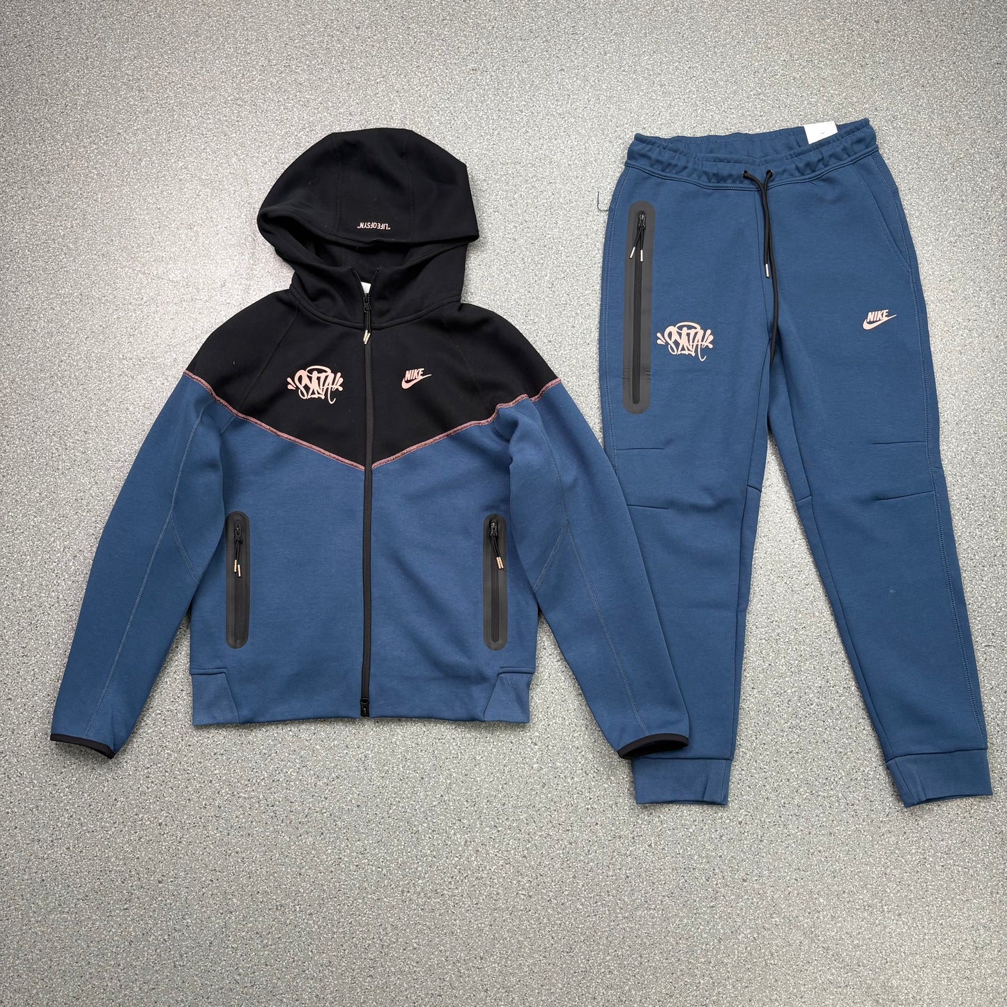 Conjunto Nike x Syna - Colores