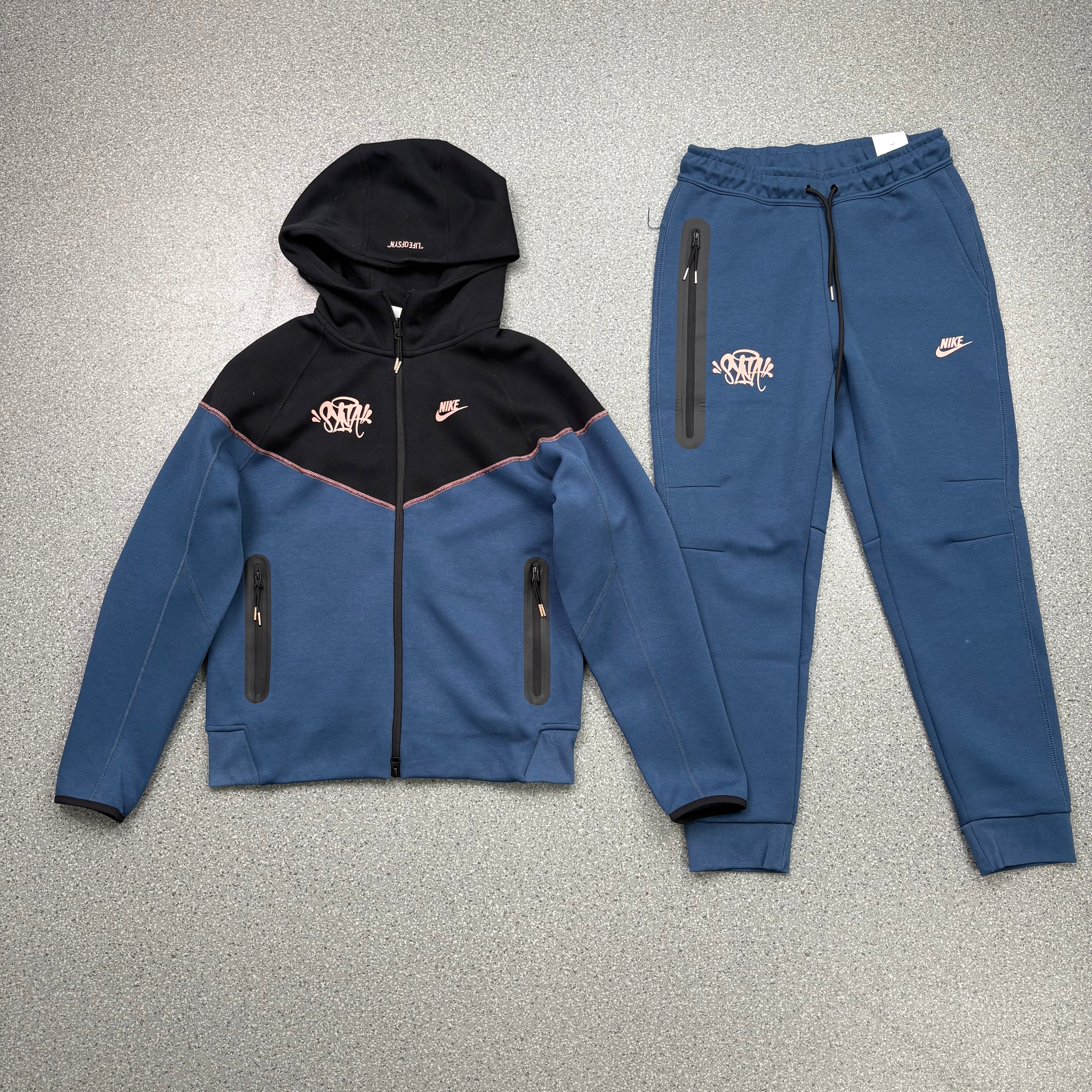 Conjunto Nike x Syna - Colores