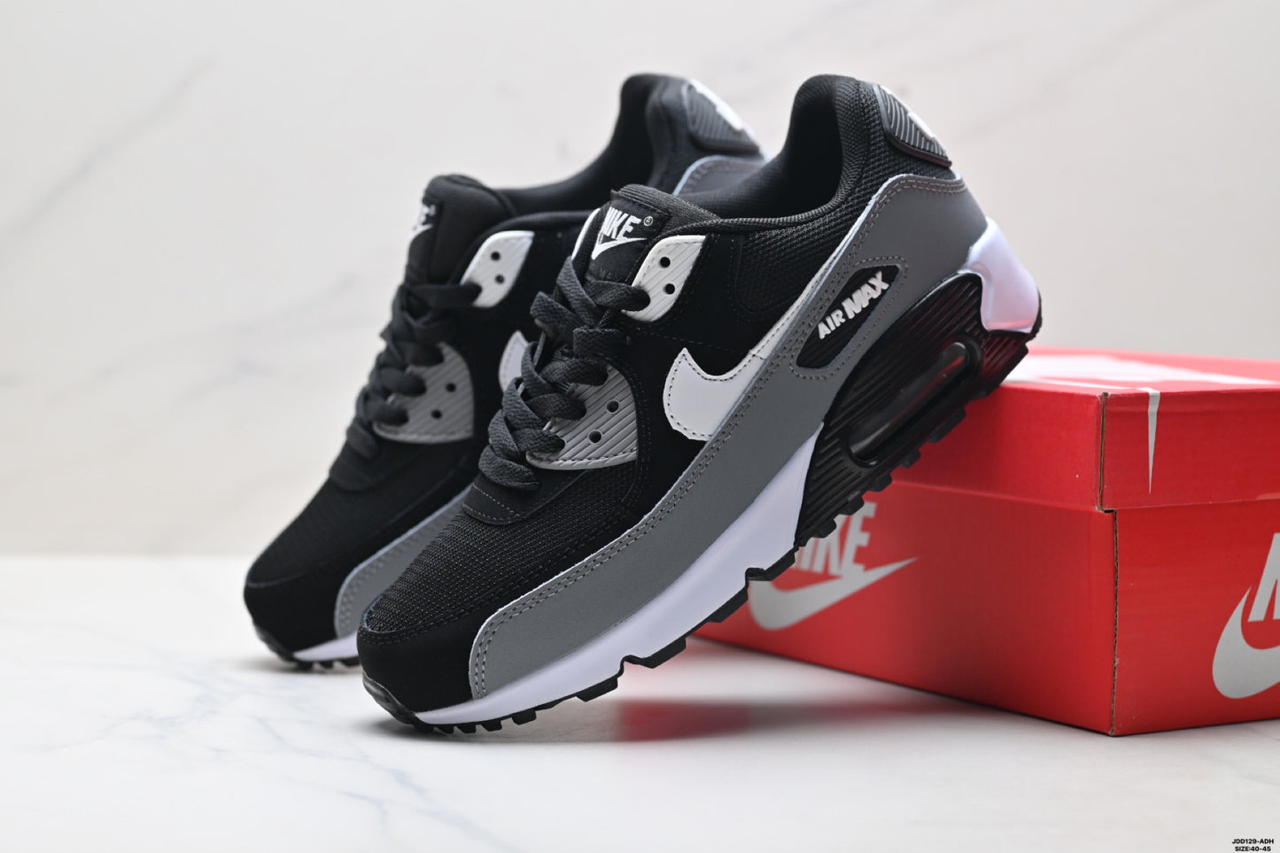 Nike Air Max 90