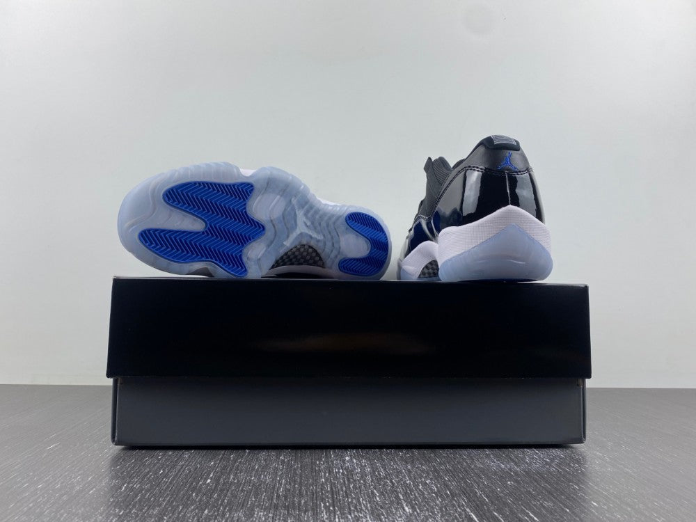 Air Jordan 11 Low