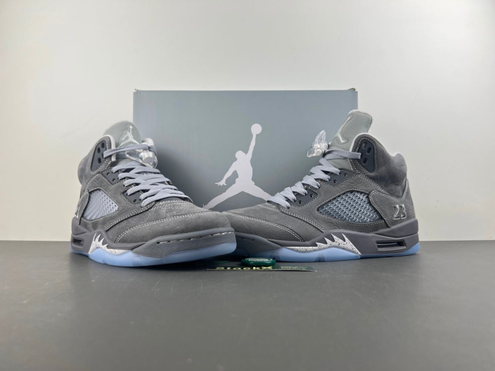 Air Jordan Retro 5 "Wolf Grey"