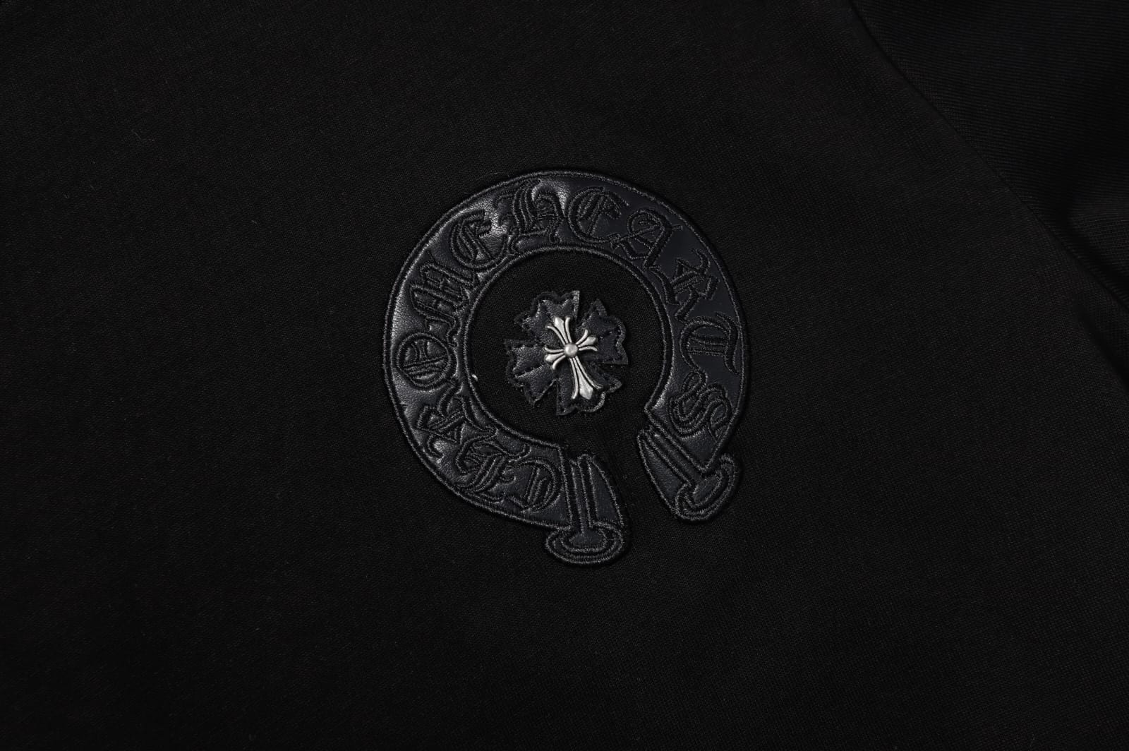 Polera Chrome Hearts